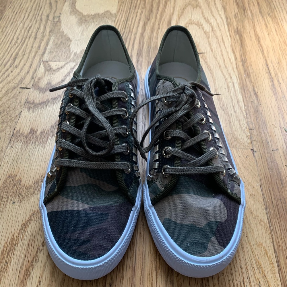 NWOT Jack Rogers Camo Sneakers - Picture 4 of 7
